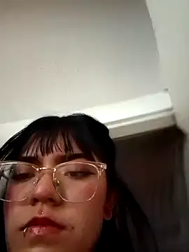 Snapshot of angie_rousse_ chatting on November 7, 2025, 1:22 pm angie rousse online show from November 7, 2025, 1:22 pm