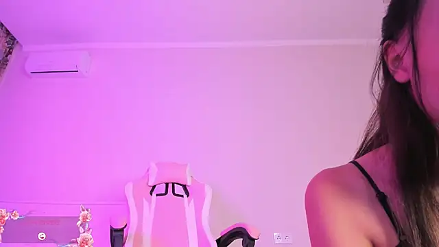 amayaa mawo online show from October 31, 2025, 7:37 pm