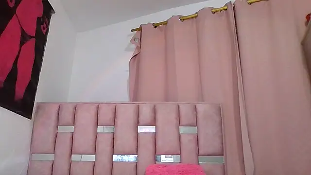 abby moss 2 online show from November 27, 2025, 5:09 am