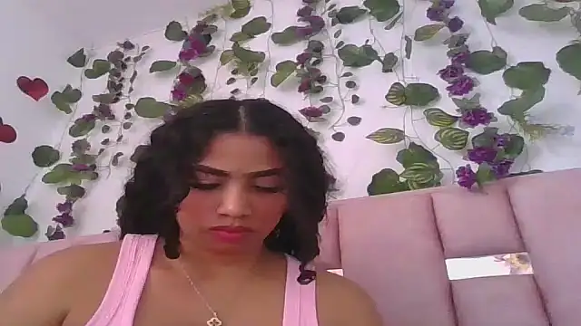Snapshot of abby_moss_2 chatting on April 29, 2026, 5:30 pm abby moss 2 online show from April 29, 2026, 5:30 pm