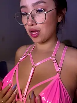 Lexxa peach online show from November 14, 2025, 7:29 am