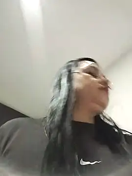 Candy-Samanthy online show from October 22, 2025, 9:36 pm