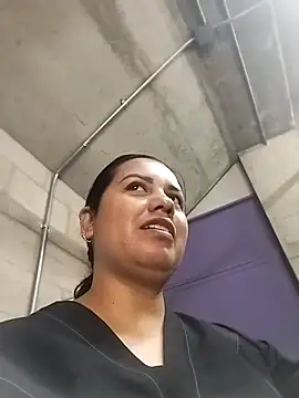 Candy-Samanthy online show from October 27, 2025, 2:43 pm