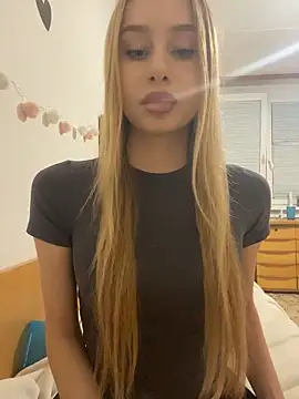 RemyStyles online show from February 9, 2026, 10:03 pm