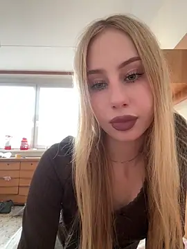 Snapshot of JudithCarly chatting on December 17, 2025, 2:23 pm JudithCarly online show from December 17, 2025, 2:23 pm