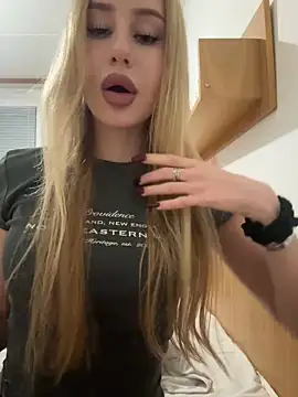 Snapshot of JudithCarly chatting on February 5, 2026, 9:41 pm JudithCarly online show from February 5, 2026, 9:41 pm