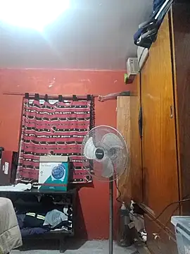 Snapshot of Ezeaxl chatting on November 29, 2025, 2:36 am Ezeaxl online show from November 29, 2025, 2:36 am