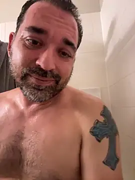 Snapshot of Fun_Time_Ron_2 chatting on October 12, 2025, 4:00 am Fun Time Ron 2 online show from October 12, 2025, 4:00 am