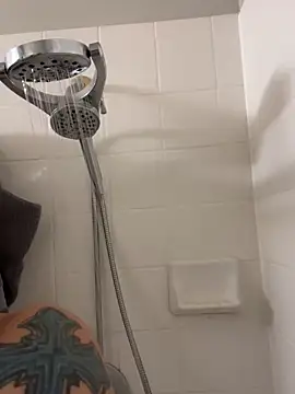 Snapshot of Fun_Time_Ron_2 chatting on October 18, 2025, 2:36 am Fun Time Ron 2 online show from October 18, 2025, 2:36 am