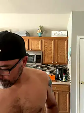 Snapshot of Fun_Time_Ron_2 chatting on October 25, 2025, 2:56 pm Fun Time Ron 2 online show from October 25, 2025, 2:56 pm