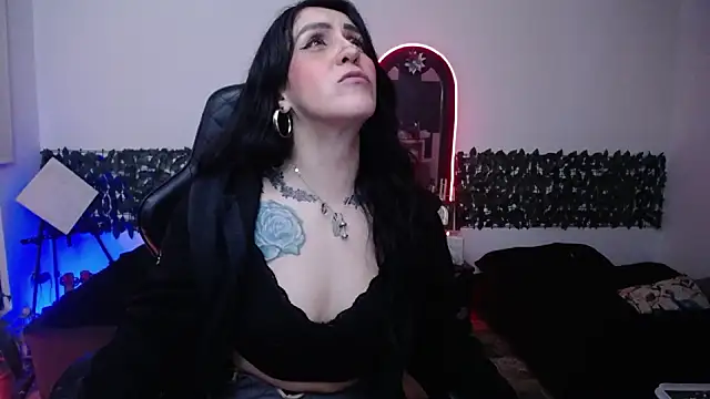 Anastasiabasst   online show from November 17, 2025, 6:19 am