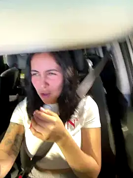 Snapshot of Lolathebaddie chatting on October 21, 2025, 3:57 pm Lolathebaddie online show from October 21, 2025, 3:57 pm