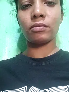 Jaanvi G online show from November 3, 2025, 12:28 pm