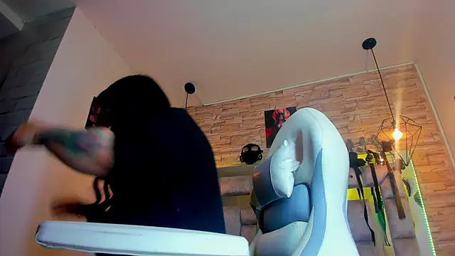 Evangelinejoness  online show from March 20, 2026, 11:48 am