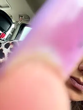 Snapshot of SinfulLovers33 chatting on November 15, 2025, 10:45 am SinfulLovers33 online show from November 15, 2025, 10:45 am