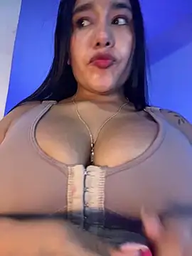 Snapshot of mis-violetha chatting on May 16, 2026, 12:18 am mis-violetha online show from May 16, 2026, 12:18 am