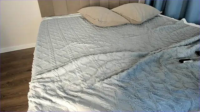 foxy dreamss online show from November 15, 2025, 10:59 pm