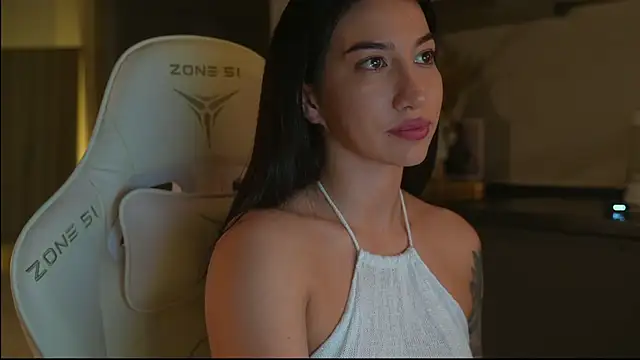 Snapshot of LeoBamble chatting on November 28, 2025, 5:15 pm LeoBamble online show from November 28, 2025, 5:15 pm