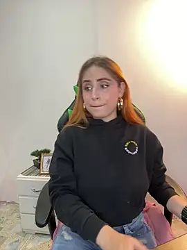 Adeline 1 online show from October 10, 2025, 7:35 pm