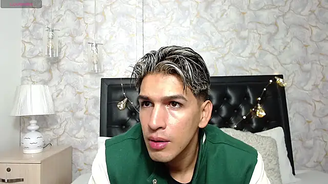 Snapshot of MathiasTaylorr chatting on October 24, 2025, 3:36 am MathiasTaylorr online show from October 24, 2025, 3:36 am