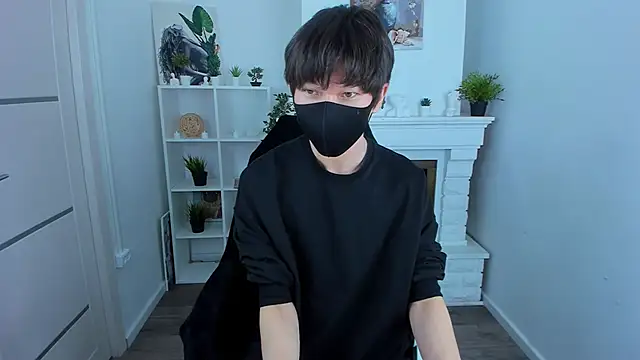 ShyAzianBoy online show from October 14, 2025, 2:07 pm