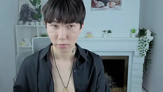 ShyAzianBoy online show from November 21, 2025, 12:26 pm