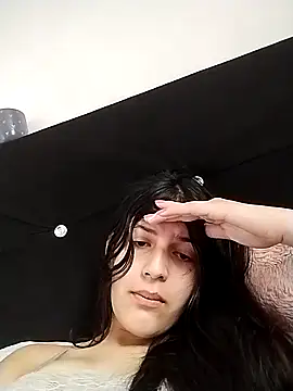 Snapshot of Thaila-Aurora chatting on October 22, 2025, 4:40 pm Thaila-Aurora online show from October 22, 2025, 4:40 pm