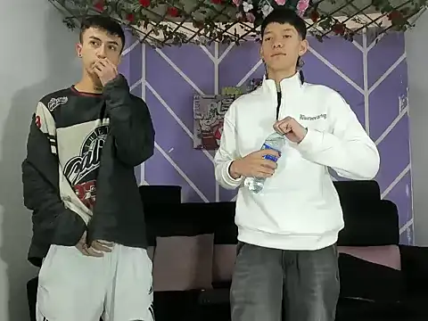 heyy noah11 online show from March 29, 2026, 1:22 pm