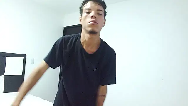 Snapshot of jhojan_foxxx_ chatting on October 19, 2025, 7:36 pm jhojan foxxx online show from October 19, 2025, 7:36 pm