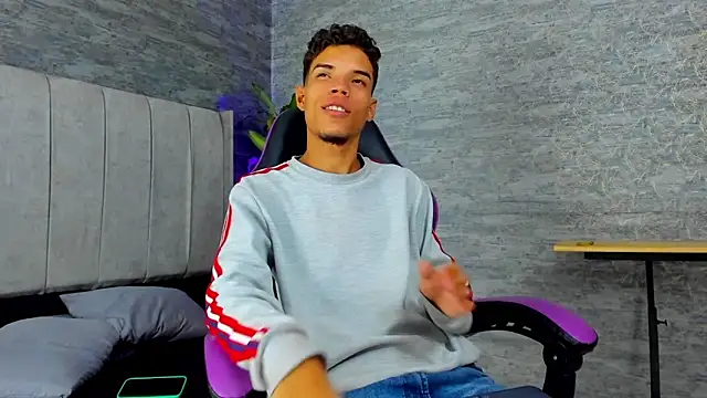 Snapshot of jhojan_foxxx_ chatting on November 10, 2025, 9:03 pm jhojan foxxx online show from November 10, 2025, 9:03 pm