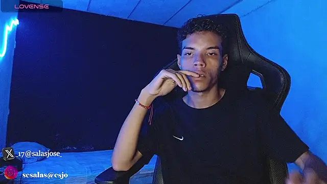 Snapshot of jhojan_foxxx_ chatting on November 28, 2025, 8:33 pm jhojan foxxx online show from November 28, 2025, 8:33 pm