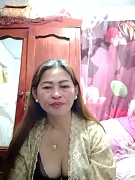 Snapshot of merr_ann123 chatting on February 21, 2026, 2:18 pm merr ann123 online show from February 21, 2026, 2:18 pm