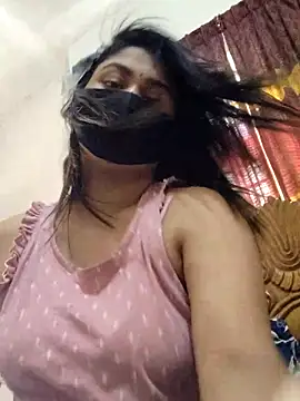 Tanha18 online show from October 12, 2025, 8:24 am