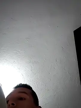 Rayangiss online show from February 4, 2026, 3:29 pm