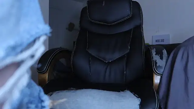 BellaBlueBBW online show from February 18, 2026, 4:14 pm