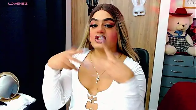 Sofiabigcock22 online show from December 23, 2025, 4:54 am