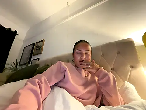 Snapshot of sexygoddessjessy chatting on October 15, 2025, 7:47 pm sexygoddessjessy online show from October 15, 2025, 7:47 pm