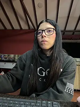 l0lita sweet online show from February 11, 2026, 10:09 am