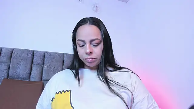 MILA QUINN online show from October 22, 2025, 12:05 pm