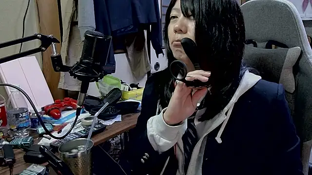 Snapshot of harinyanxxx chatting on March 23, 2026, 6:34 pm harinyanxxx online show from March 23, 2026, 6:34 pm