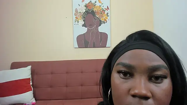 Snapshot of SiaFox_ chatting on October 13, 2025, 12:16 pm SiaFox online show from October 13, 2025, 12:16 pm