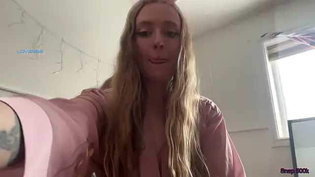 Pattyworld69 online show from April 5, 2026, 6:05 pm