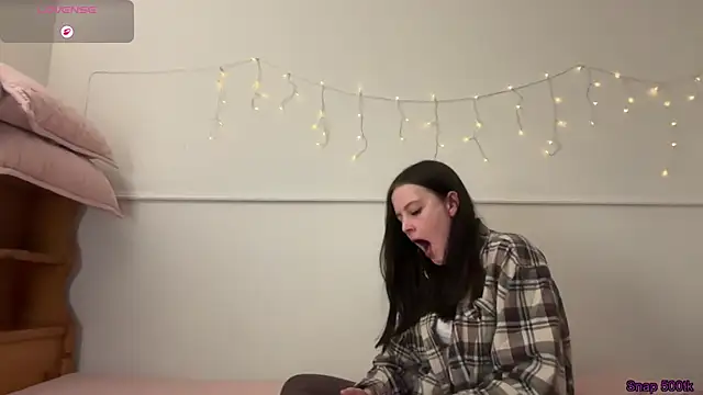 Pattyworld69 online show from April 8, 2026, 5:51 am