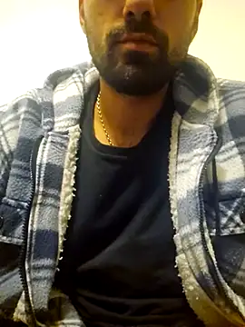 Snapshot of Arf097 chatting on October 22, 2025, 8:30 pm Arf097 online show from October 22, 2025, 8:30 pm