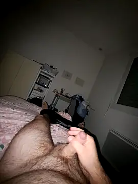 nico33000a online show from April 16, 2026, 9:04 pm