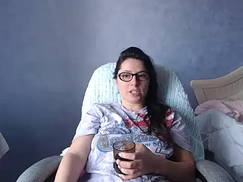 LuckyLisa23 online show from March 25, 2026, 12:00 pm