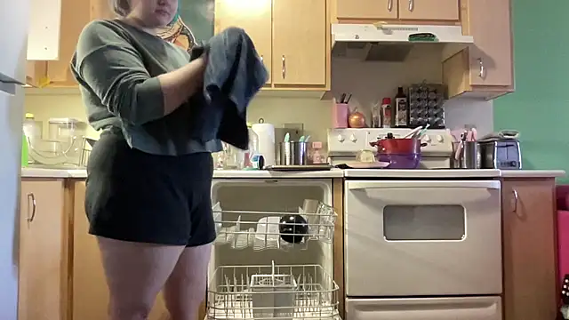 Snapshot of babycakespnw chatting on October 19, 2025, 5:35 pm babycakespnw online show from October 19, 2025, 5:35 pm