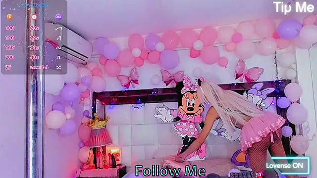 cute ts doll online show from November 9, 2025, 4:05 pm