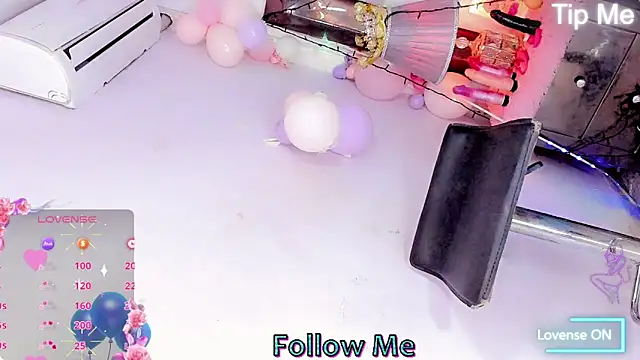 cute ts doll online show from November 15, 2025, 11:21 pm