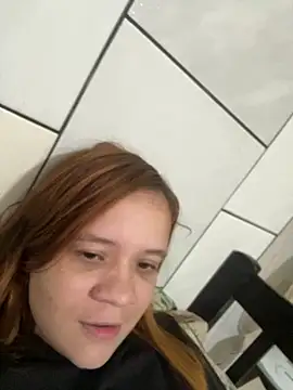 ruivinhadancer online show from October 29, 2025, 12:24 am